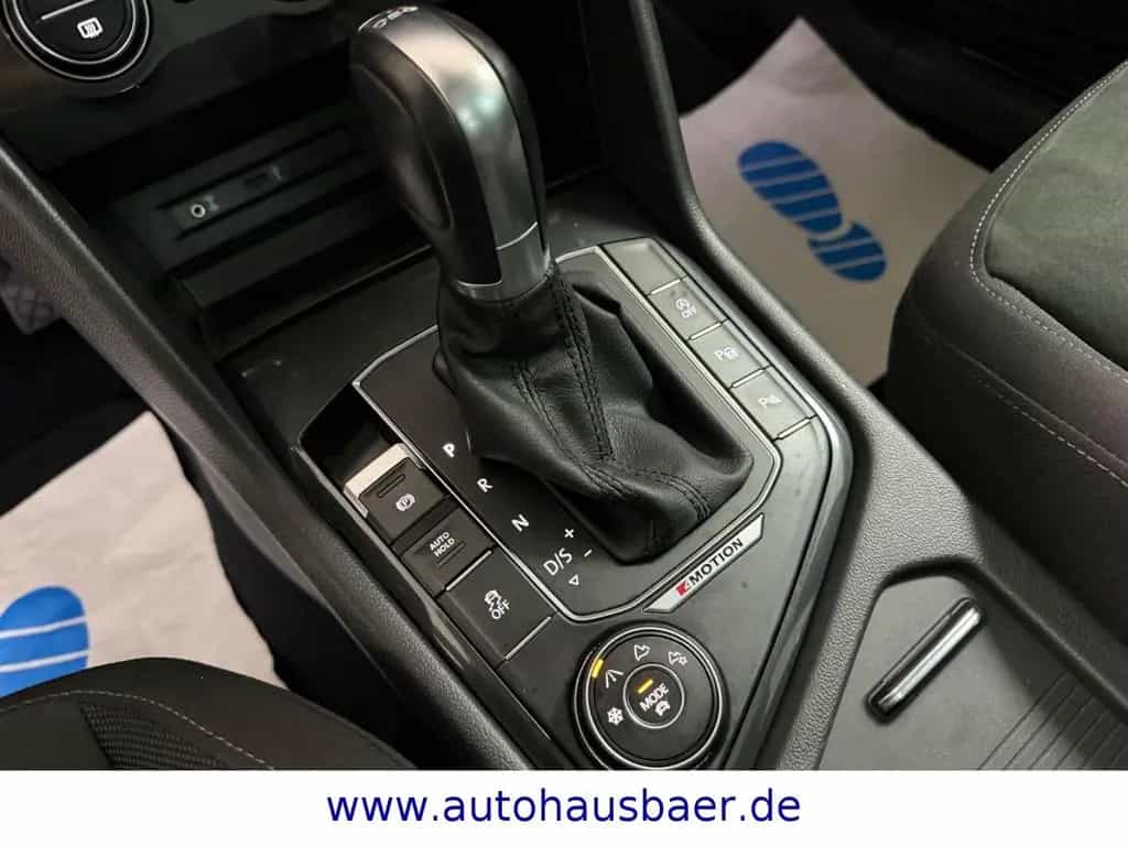 Volkswagen Tiguan Highline BMT/Start-Stopp 4Motion*PANO*ACC 03/2017-photo-26
