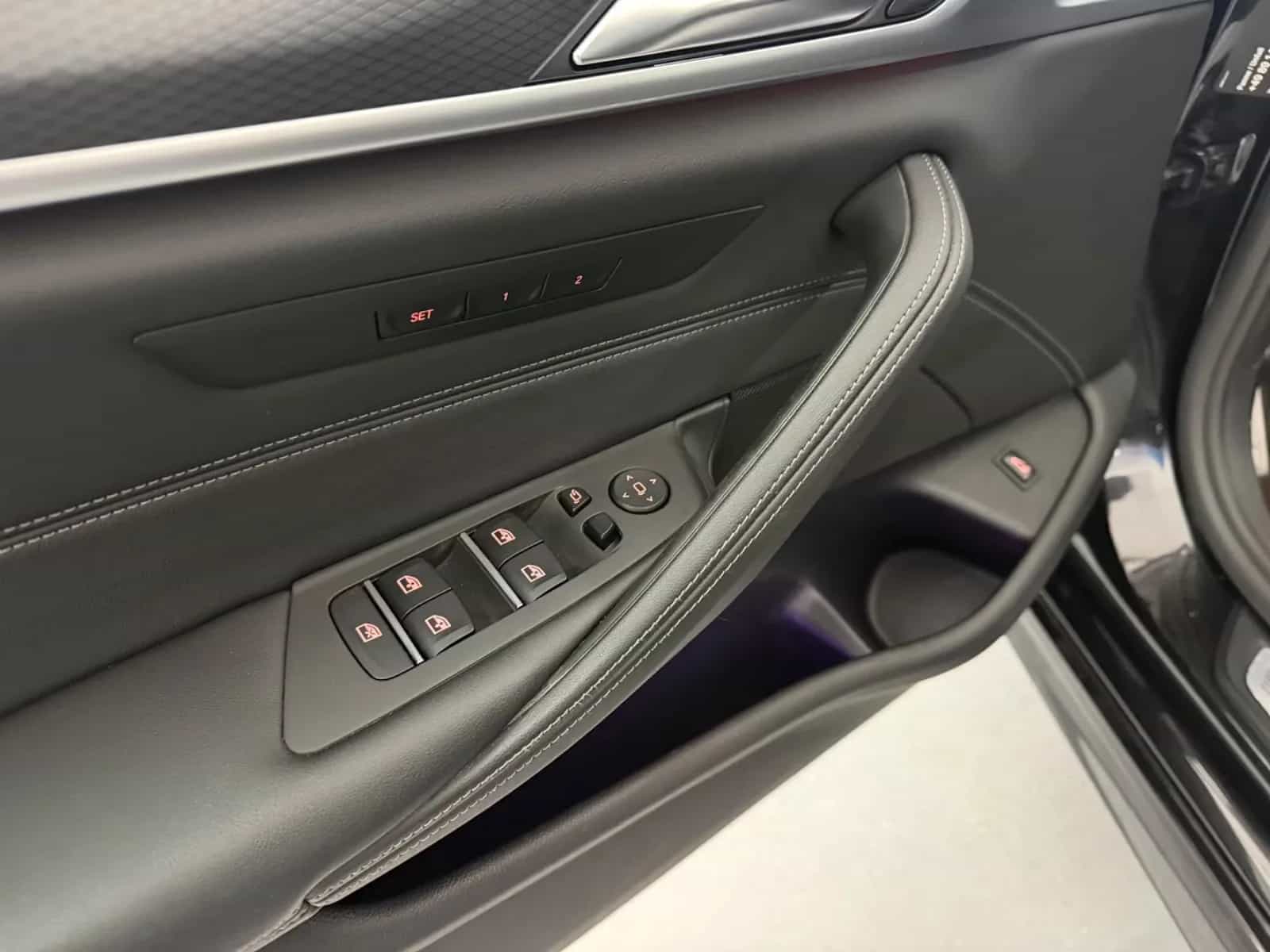 BMW 5 Series 08/2021-photo-10