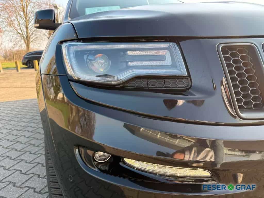 Jeep Grand Cherokee 6,4 SRT Navi*BiXenon*GRA*Pano*Kam 01/2016-photo-19
