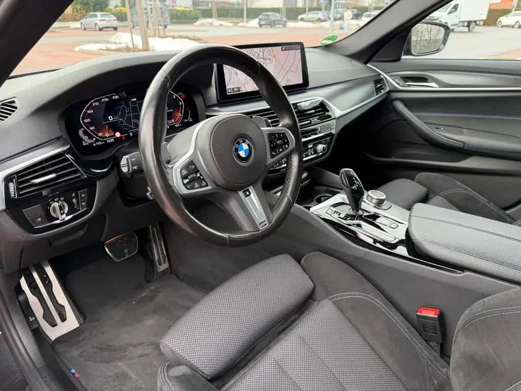 BMW 5 Series 520d xD M Sport Standh.HUDACCKameraLaserGarantie 03/2022-photo-7