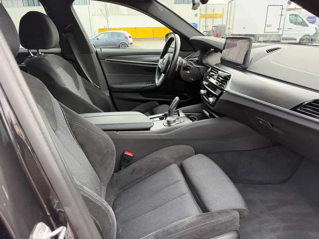 BMW 5 Series 520d xD M Sport Standh.HUDACCKameraLaserGarantie 03/2022-photo-9