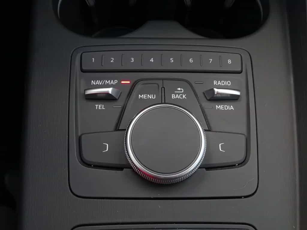 Audi A4 Avant 1.4 TFSI S Line LED Navi Kamera DAB 01/2018-photo-13