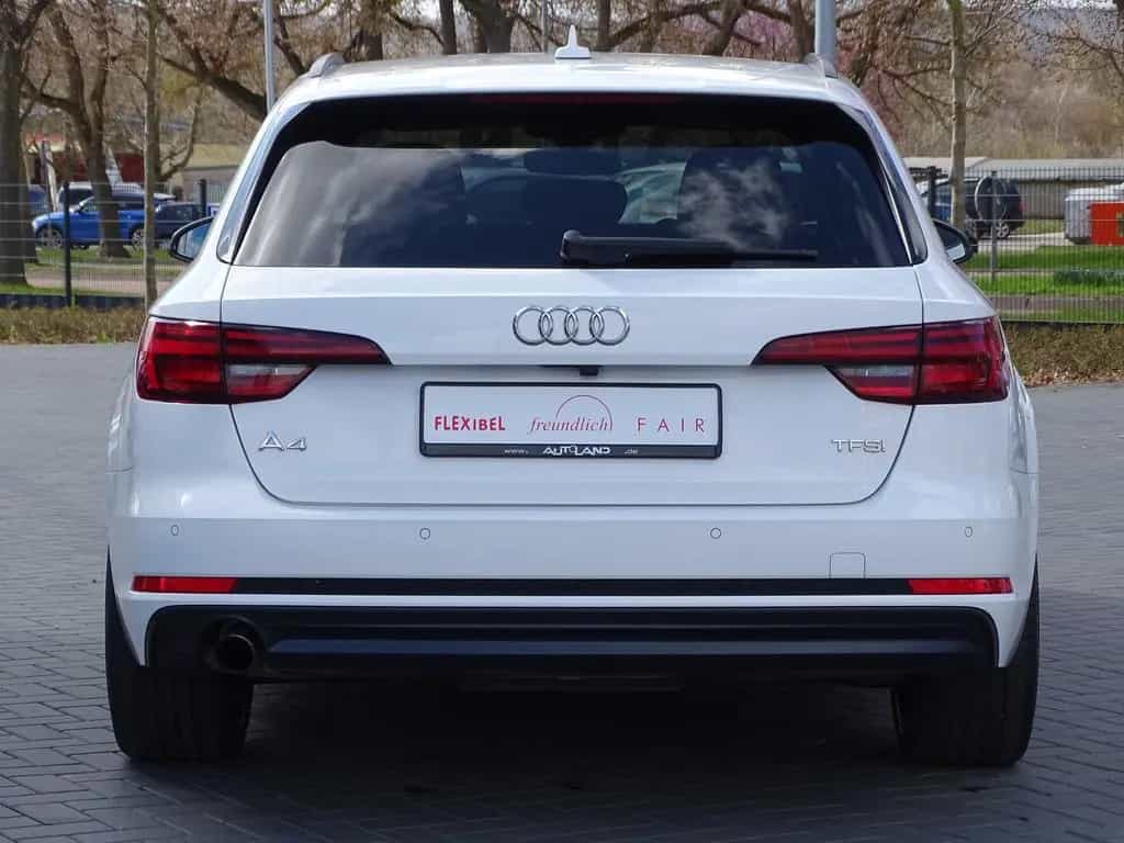 Audi A4 Avant 1.4 TFSI S Line LED Navi Kamera DAB 01/2018-photo-3