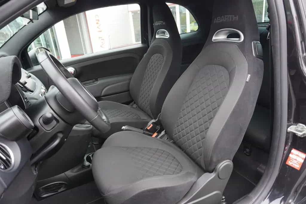 Abarth 595 1.4 T-Jet DAB PDC Klima Bluetooth Sportsitze 08/2023-photo-10