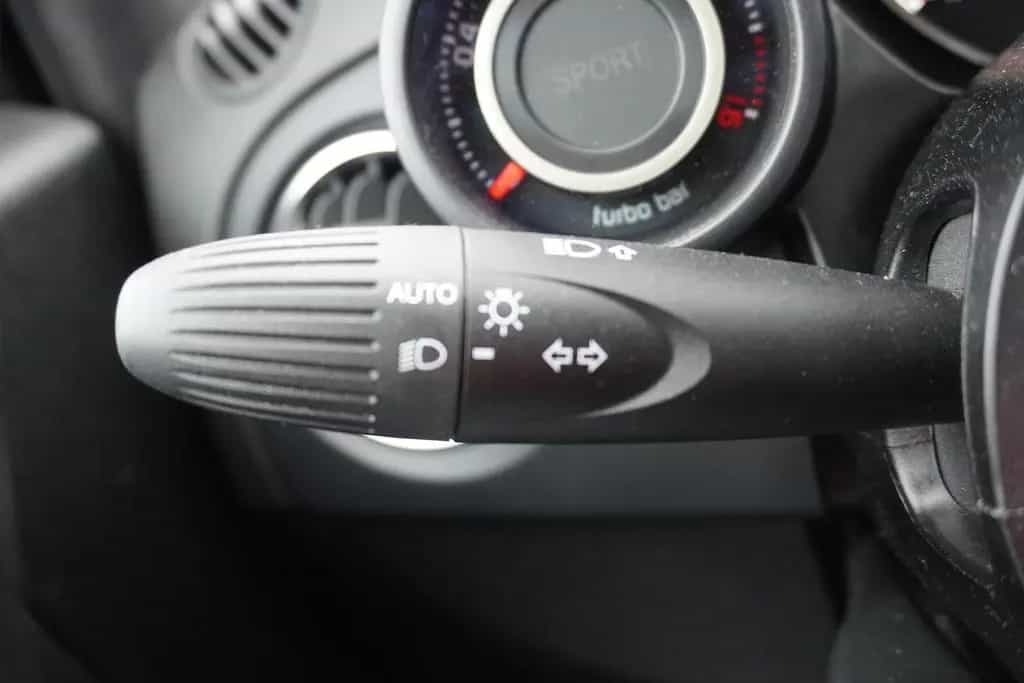 Abarth 595 1.4 T-Jet DAB PDC Klima Bluetooth Sportsitze 08/2023-photo-12