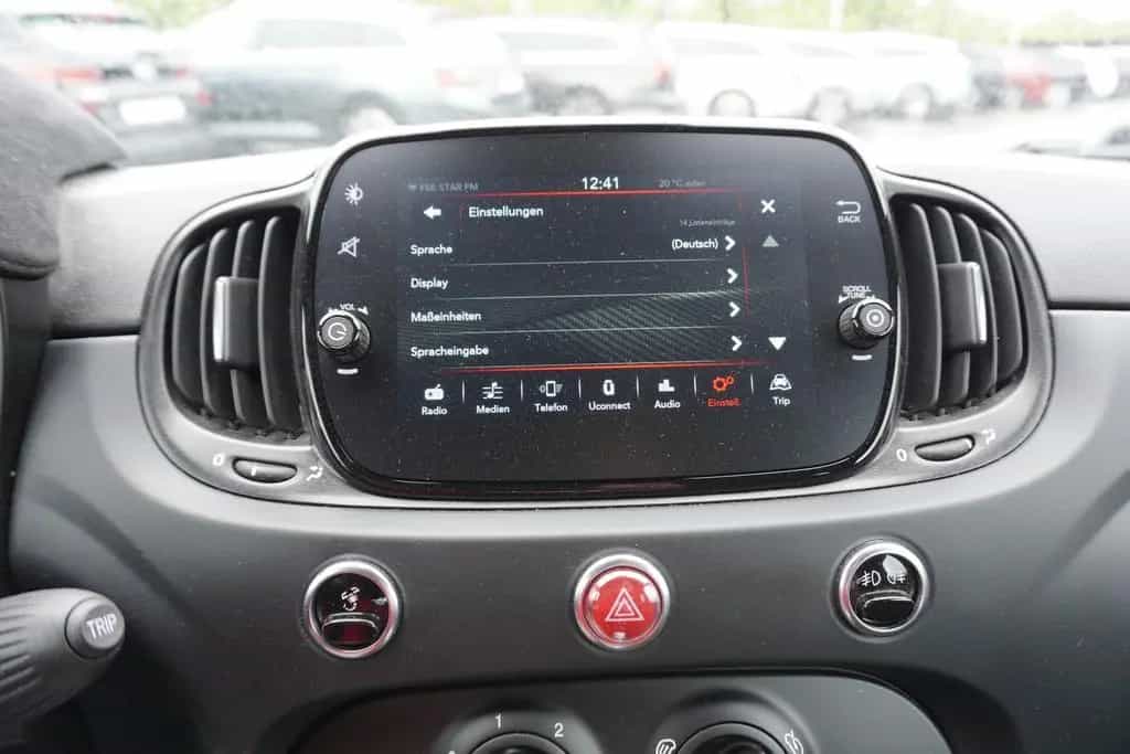 Abarth 595 1.4 T-Jet DAB PDC Klima Bluetooth Sportsitze 08/2023-photo-24