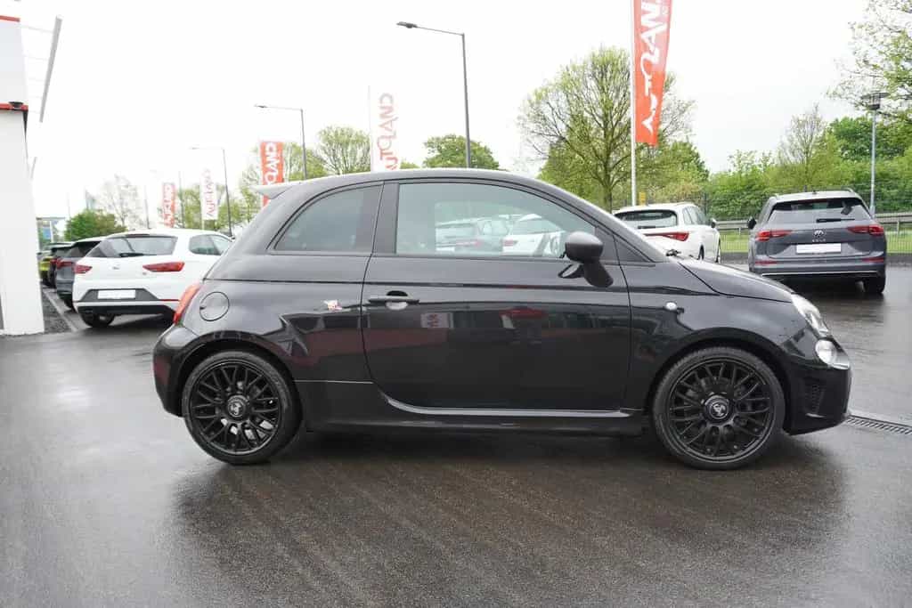 Abarth 595 1.4 T-Jet DAB PDC Klima Bluetooth Sportsitze 08/2023-photo-3
