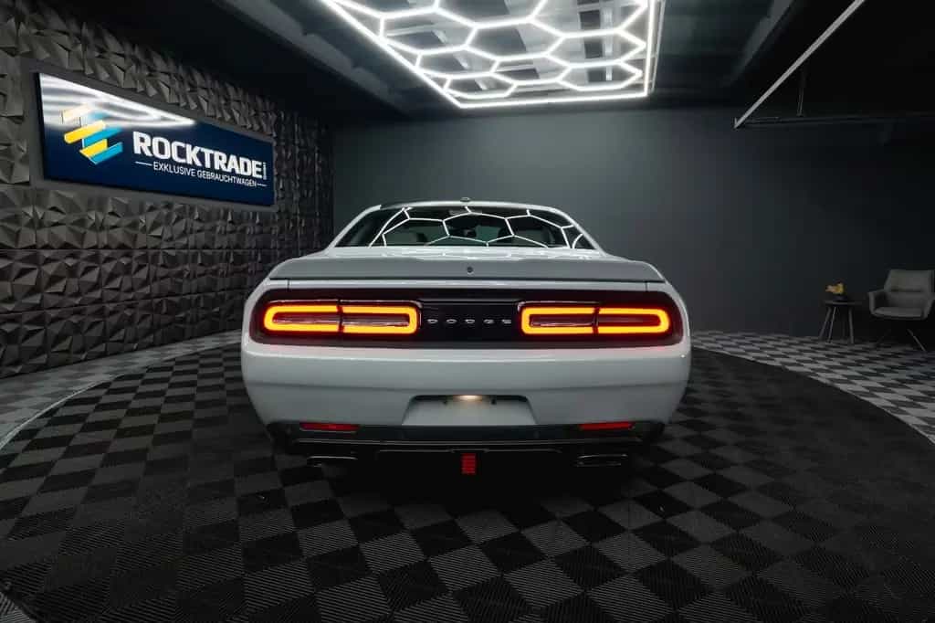 Dodge Challenger 5.7 V8 R/T SRT Style Performance*LED* 09/2021-photo-22