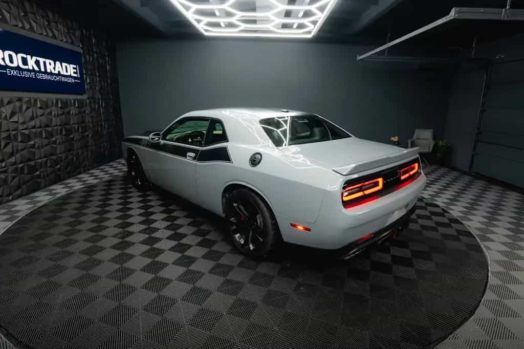 Dodge Challenger 5.7 V8 R/T SRT Style Performance*LED* 09/2021-photo-23