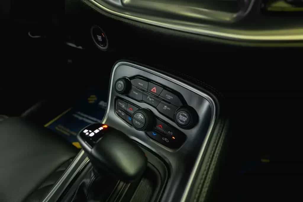 Dodge Challenger 5.7 V8 R/T SRT Style Performance*LED* 09/2021-photo-29