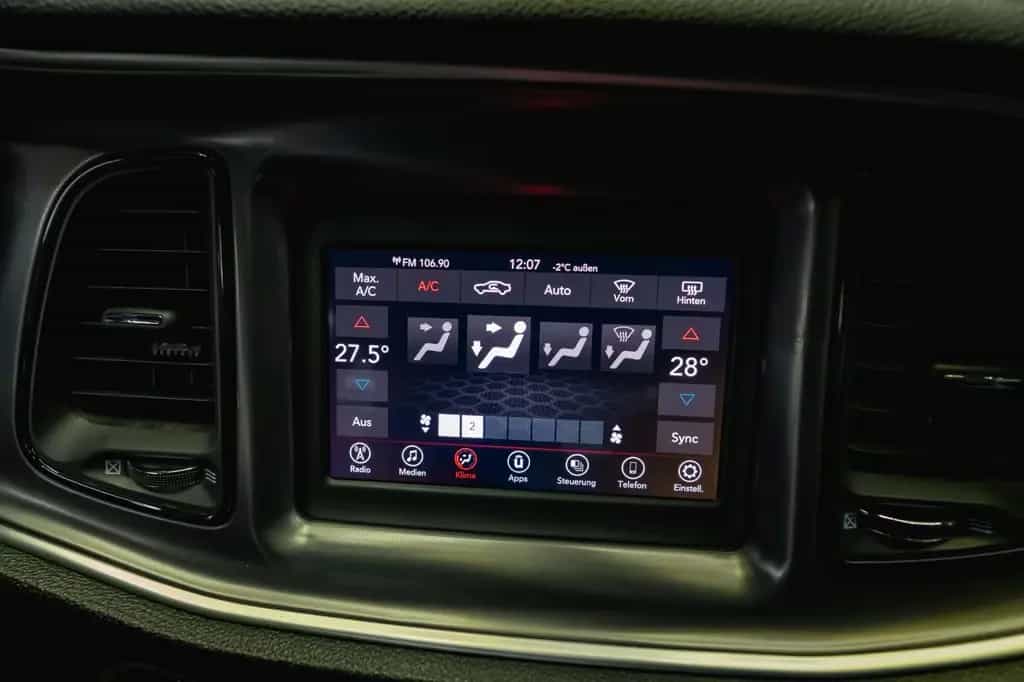 Dodge Challenger 5.7 V8 R/T SRT Style Performance*LED* 09/2021-photo-35