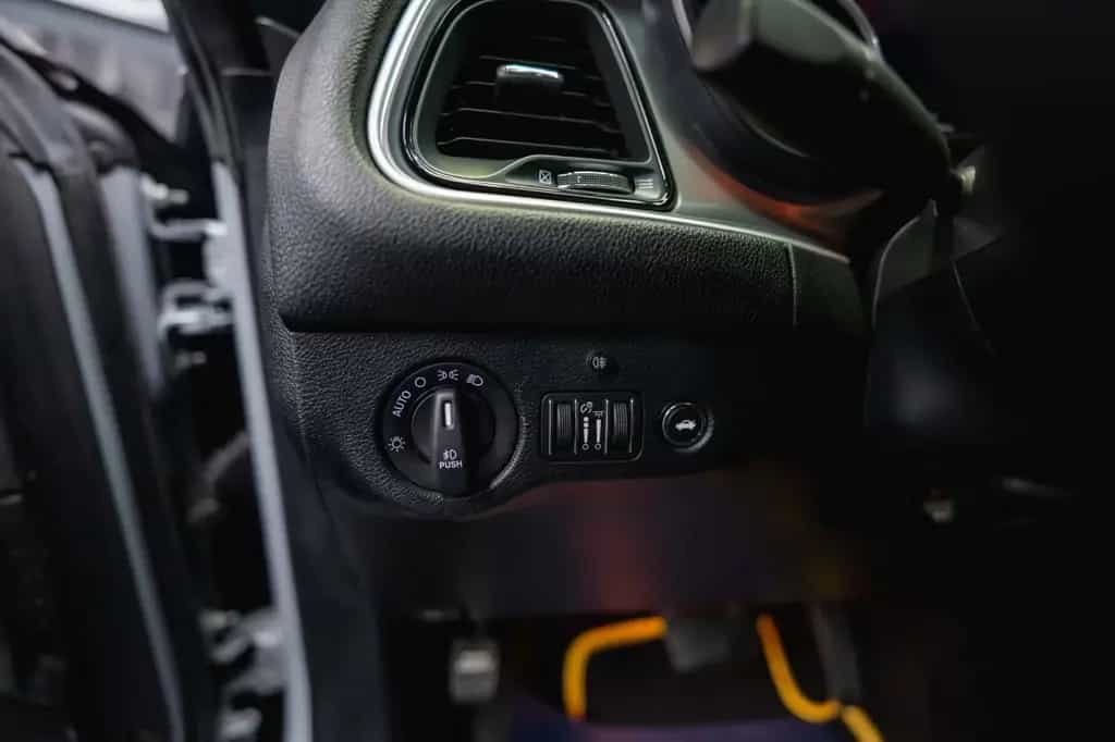 Dodge Challenger 5.7 V8 R/T SRT Style Performance*LED* 09/2021-photo-40