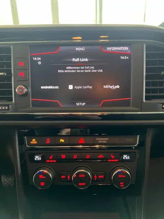 Seat Leon ST 1.8 FR *1.HAND*AMBIENTE-BELEUCHTUNG* 05/2018-photo-13