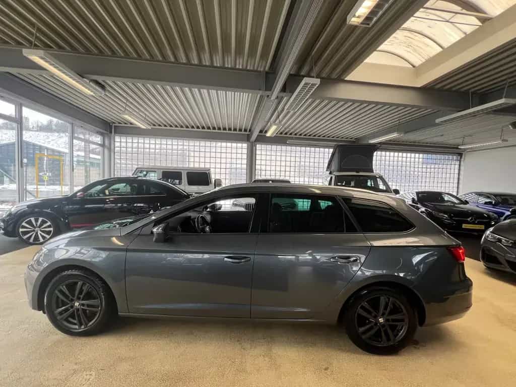 Seat Leon ST 1.8 FR *1.HAND*AMBIENTE-BELEUCHTUNG* 05/2018-photo-3