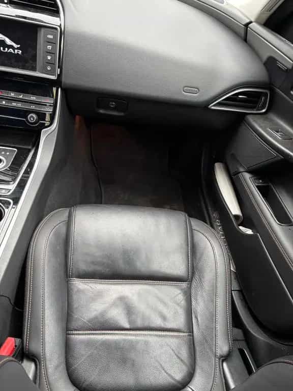 Jaguar XE E-Performance 163PS Prestige Automatik Pr... 01/2018-photo-11