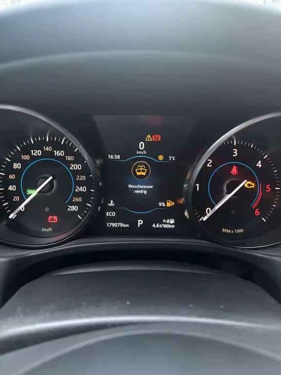 Jaguar XE E-Performance 163PS Prestige Automatik Pr... 01/2018-photo-12