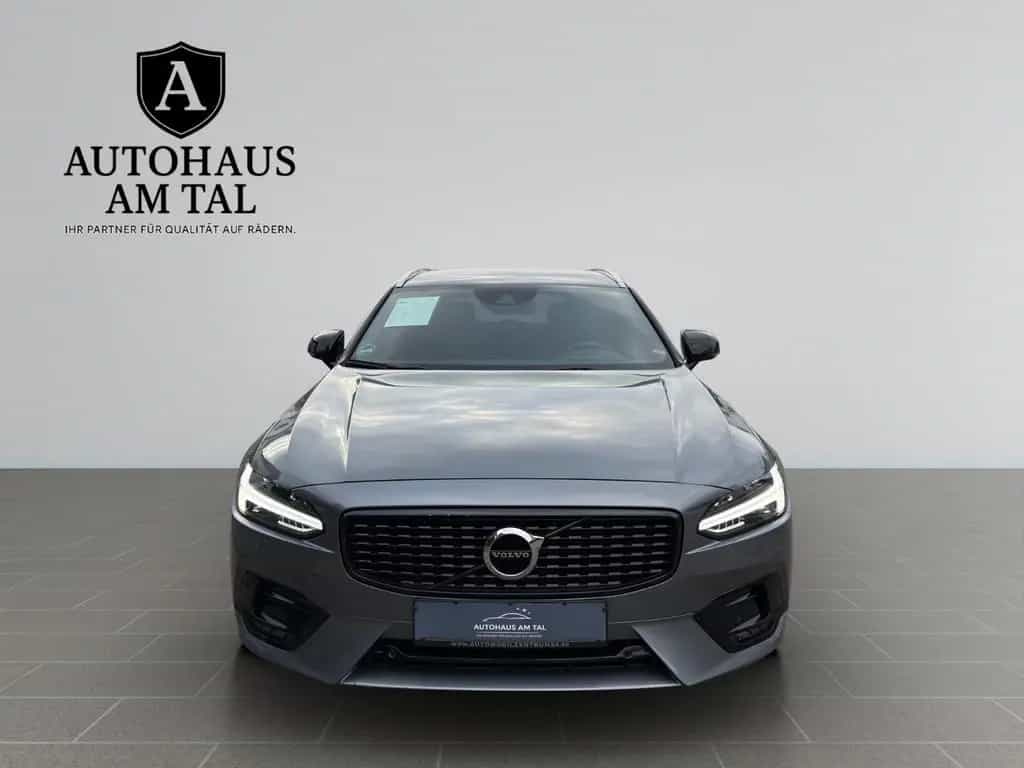 Volvo V90 2.0 T R-Design LED~CarPlay~Standhzng~Kamera 10/2019-photo-0