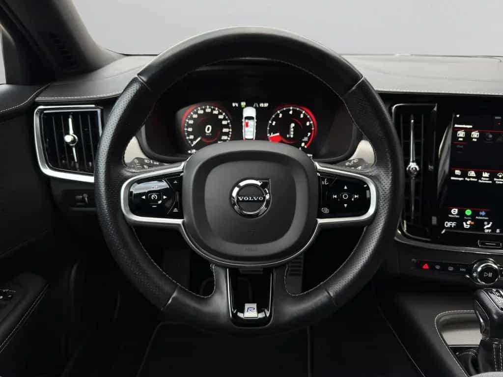 Volvo V90 2.0 T R-Design LED~CarPlay~Standhzng~Kamera 10/2019-photo-13