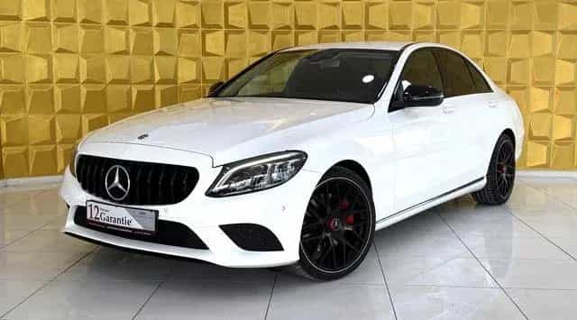 Mercedes-Benz C-Class 300 *TEMPO*SHZ*NAVI*HEAD UP*SCHALTWIPPEN*CAM* 10/2018-photo-0