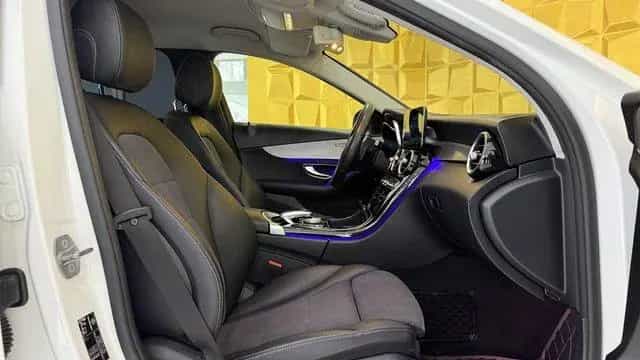 Mercedes-Benz C-Class 300 *TEMPO*SHZ*NAVI*HEAD UP*SCHALTWIPPEN*CAM* 10/2018-photo-11