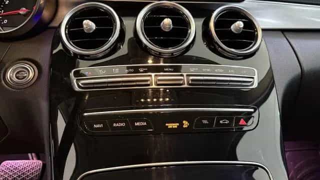 Mercedes-Benz C-Class 300 *TEMPO*SHZ*NAVI*HEAD UP*SCHALTWIPPEN*CAM* 10/2018-photo-24