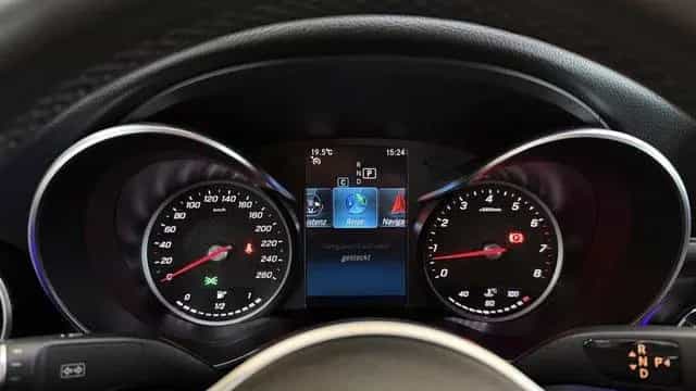 Mercedes-Benz C-Class 300 *TEMPO*SHZ*NAVI*HEAD UP*SCHALTWIPPEN*CAM* 10/2018-photo-30