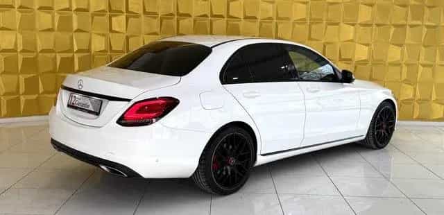 Mercedes-Benz C-Class 300 *TEMPO*SHZ*NAVI*HEAD UP*SCHALTWIPPEN*CAM* 10/2018-photo-4