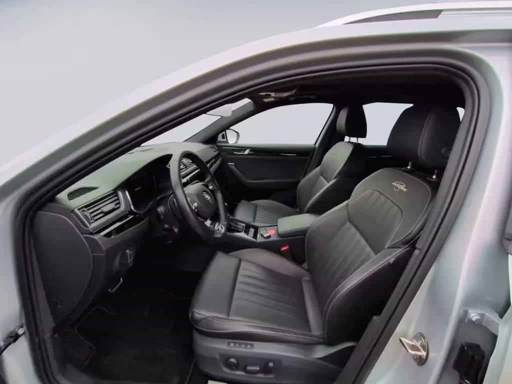 Skoda Superb Combi 2.0 TSI DSG 4x4 L&K STHZ+AHK 10/2023-photo-10