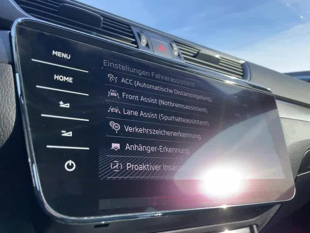 Skoda Superb Combi Style APP+DAB+AHK+VIRT+ACC+LED+NAVI 10/2022-photo-15
