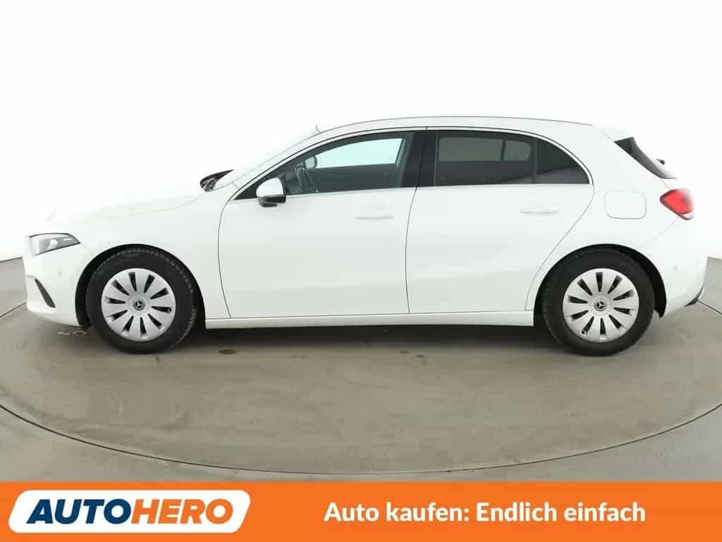 Mercedes-Benz A 180 A 180 Edition 19 Progressive*NAVI*TEMPO 12/2019-photo-2
