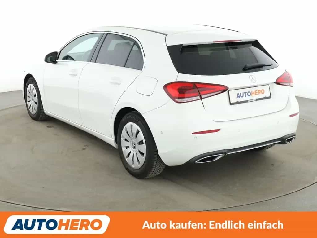 Mercedes-Benz A 180 A 180 Edition 19 Progressive*NAVI*TEMPO 12/2019-photo-3