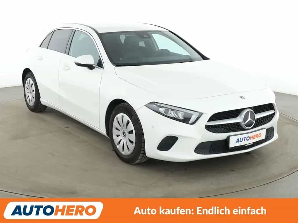 Mercedes-Benz A 180 A 180 Edition 19 Progressive*NAVI*TEMPO 12/2019-photo-7