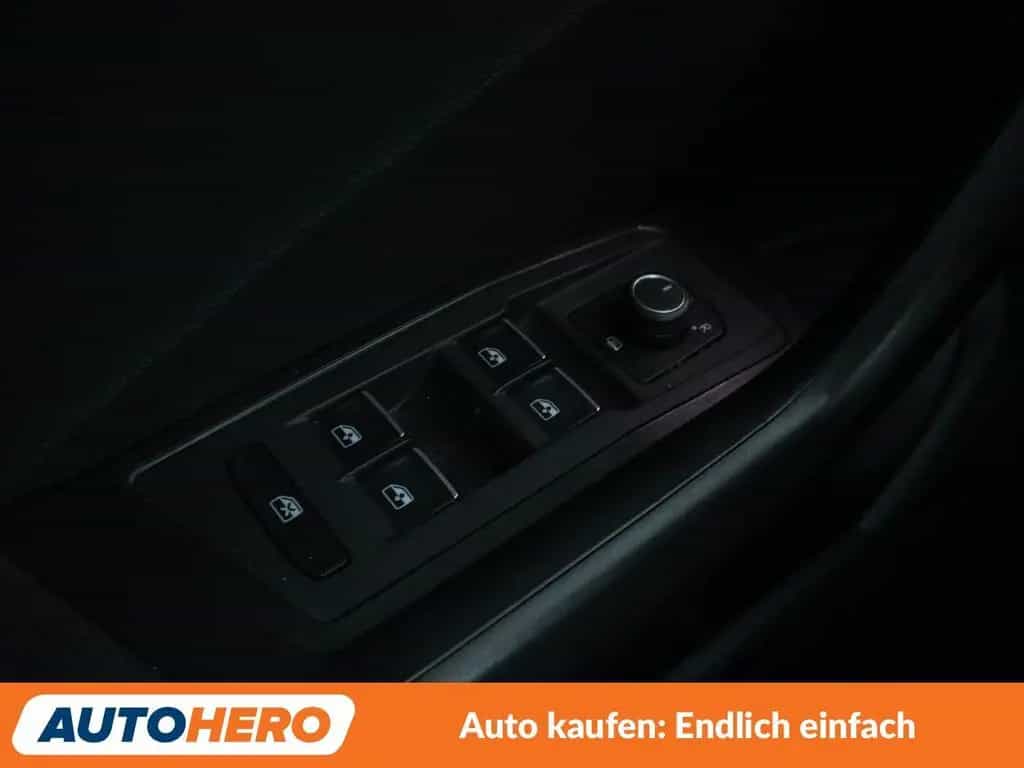 Volkswagen T-Roc 1.5 TSI ACT Style*SPUR*KLIMA*SHZ*PDC* 10/2019-photo-26