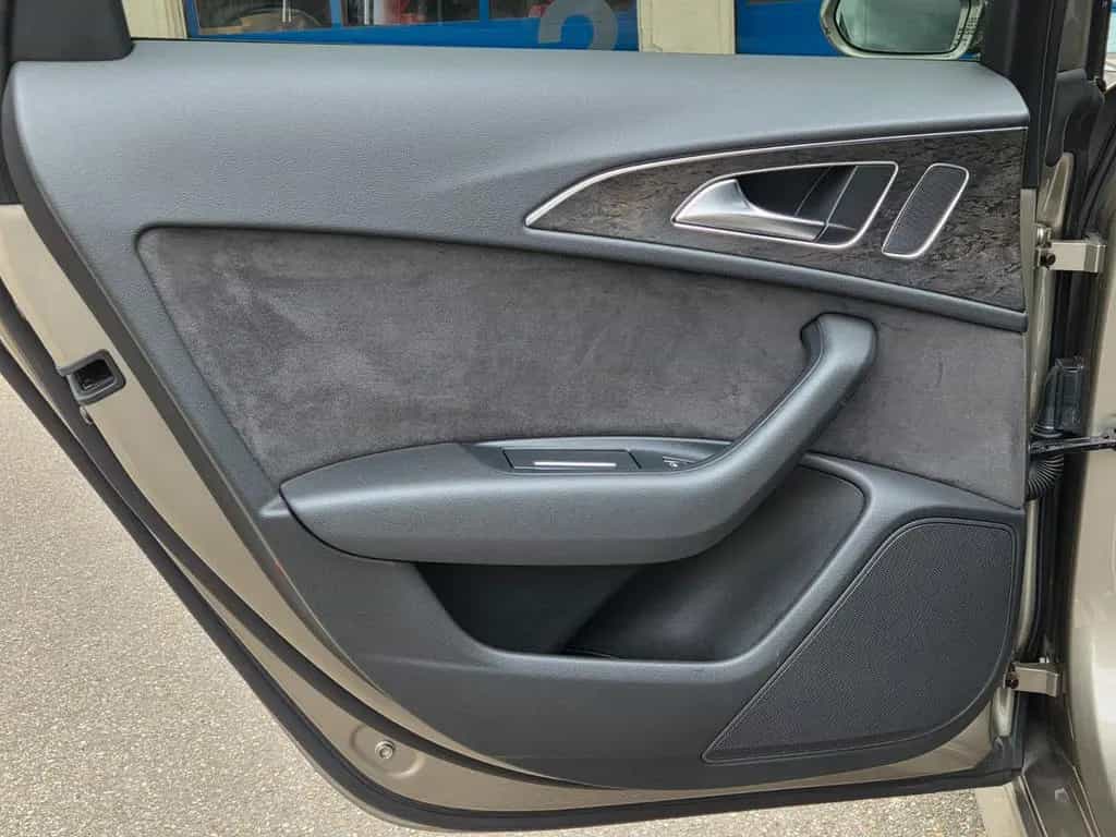 Audi A6 Lim. 3.0 TDI quattro Navi Automatik KeyLessGo 10/2017-photo-29