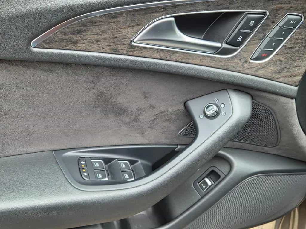 Audi A6 Lim. 3.0 TDI quattro Navi Automatik KeyLessGo 10/2017-photo-31