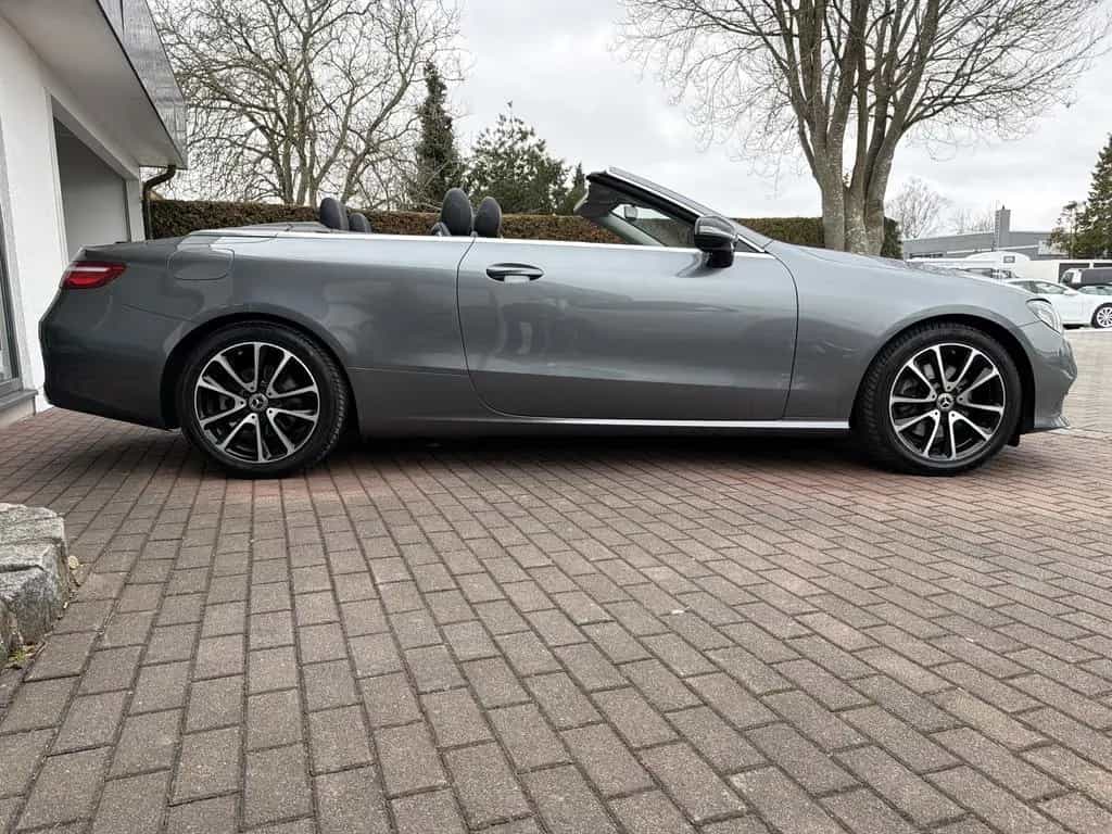 Mercedes-Benz E-Class 200 Cabrio Avantgarde Voll-Leder*Airscarf* 04/2018-photo-10