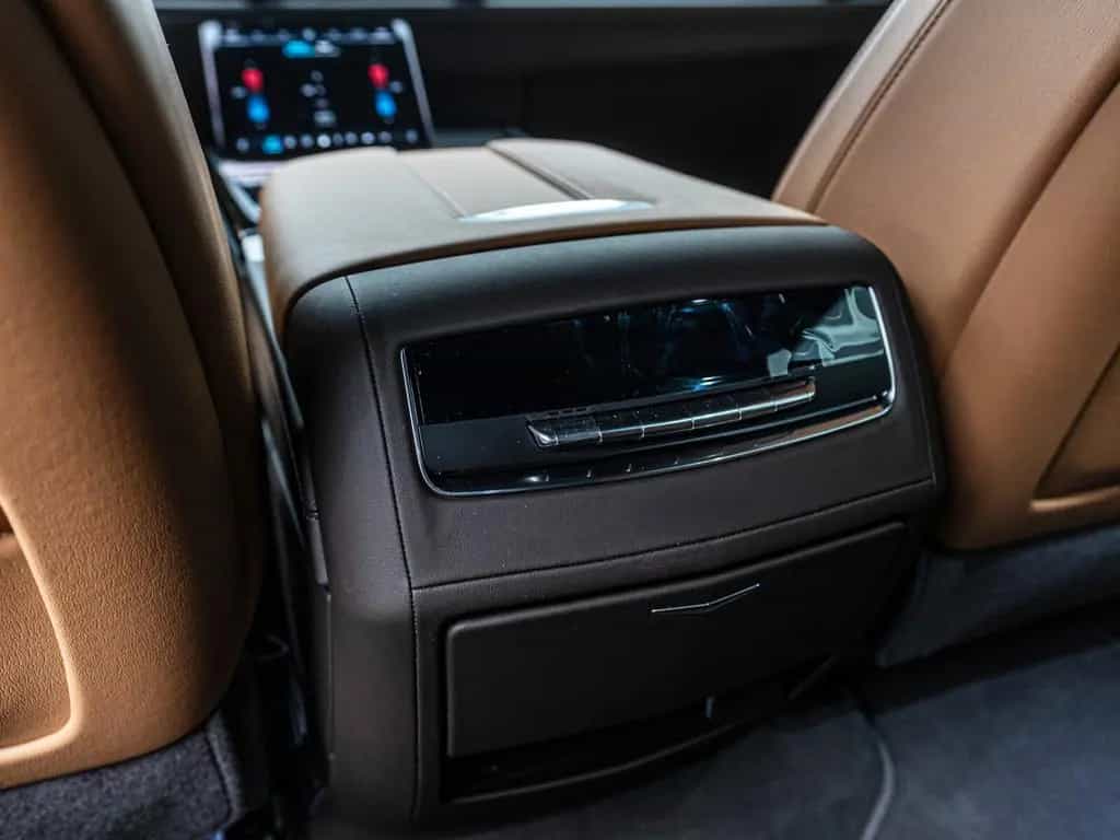 Cadillac Escalade ESV*Premium Luxury*ARMORED B6*Braun Int null-photo-33