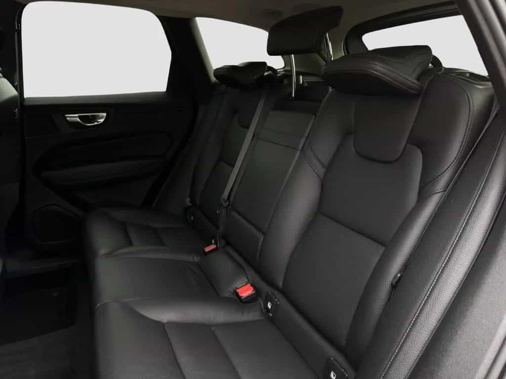 Volvo XC60 B4 Inscription AWD/AHK/Standhz/BLIS/20Zoll 10/2020-photo-13