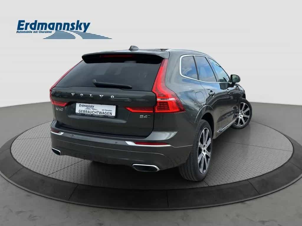 Volvo XC60 B4 Inscription AWD/AHK/Standhz/BLIS/20Zoll 10/2020-photo-3