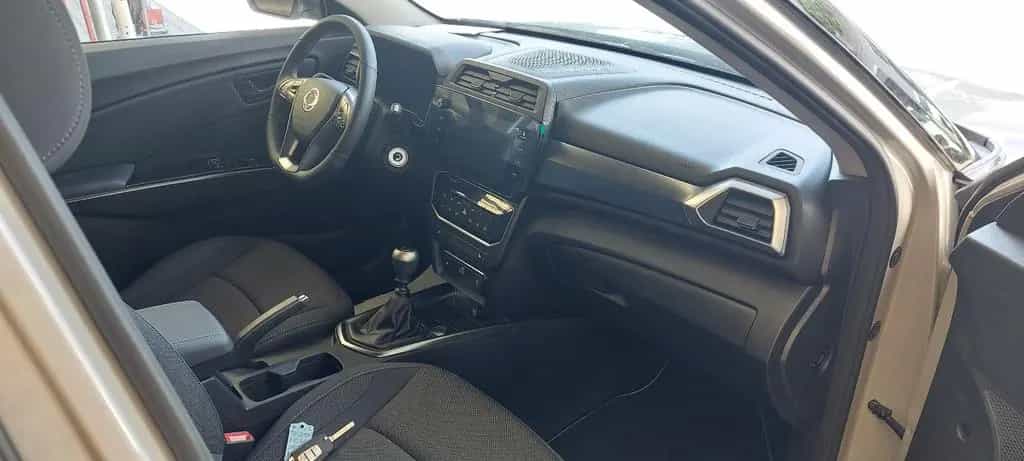 KGM Tivoli 1.5 T-GDI Nomad 6MT 2WD null-photo-3