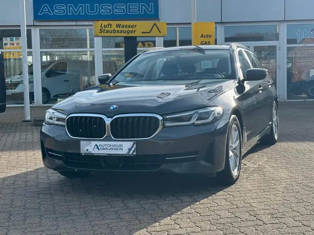 BMW 5 Series 520 5 Touring 520 d 10/2022-photo-0