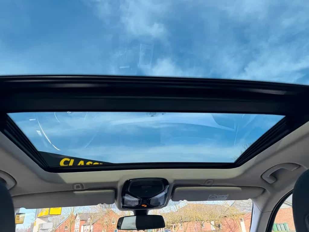 BMW 5 Series 520 5 Touring 520 d 10/2022-photo-13
