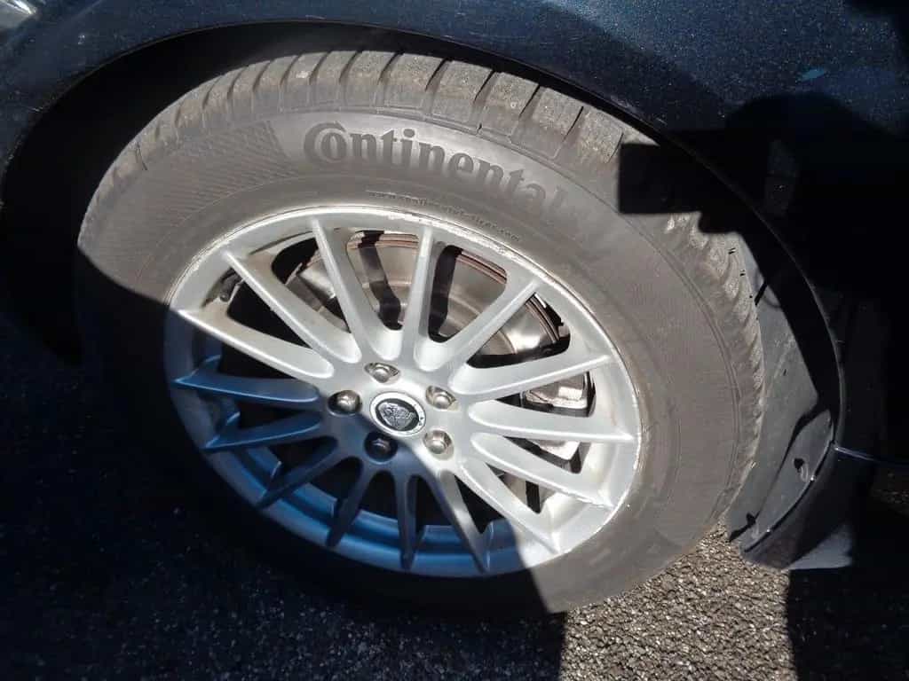 Jaguar XF 2.2 D 190 CV 01/2012-photo-11