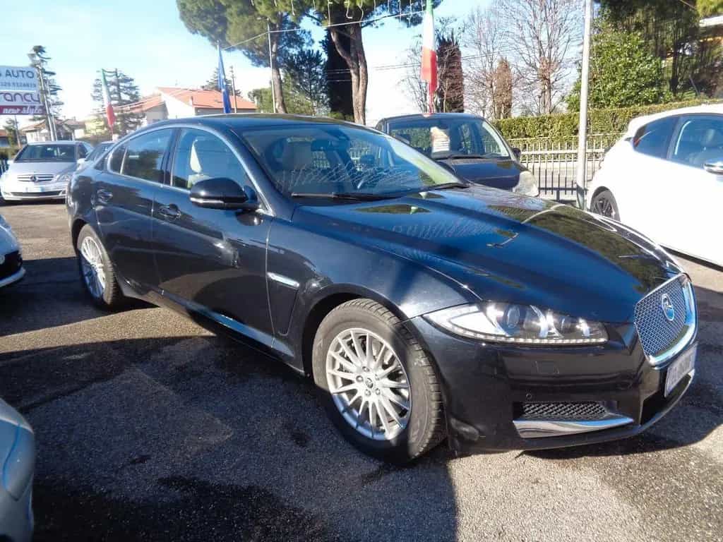 Jaguar XF 2.2 D 190 CV 01/2012-photo-3