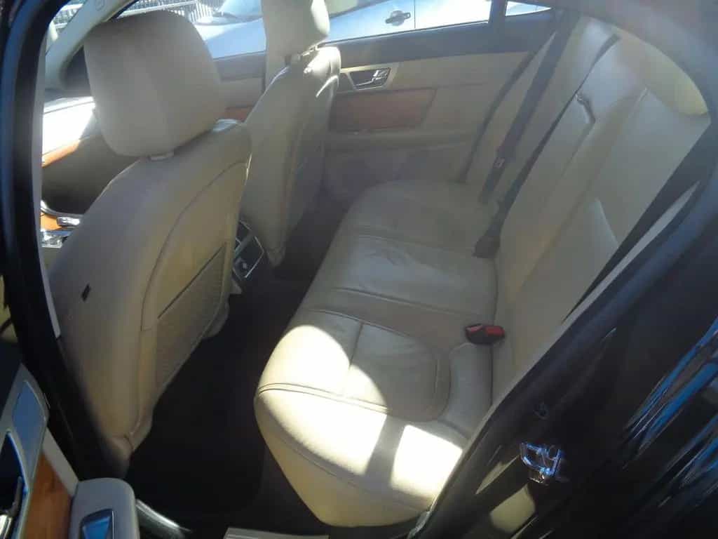 Jaguar XF 2.2 D 190 CV 01/2012-photo-6