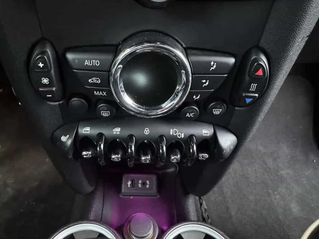 MINI Cooper S Cabrio H&K Xenon Navi Leder PDC 04/2013-photo-13