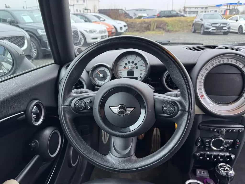 MINI Cooper S Cabrio H&K Xenon Navi Leder PDC 04/2013-photo-9