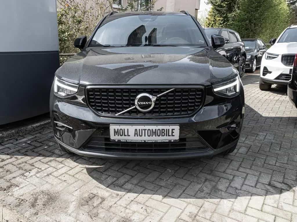 Volvo XC40 Ultimate Dark 2WD AHK Digitales Cockpit Mem 01/2023-photo-2