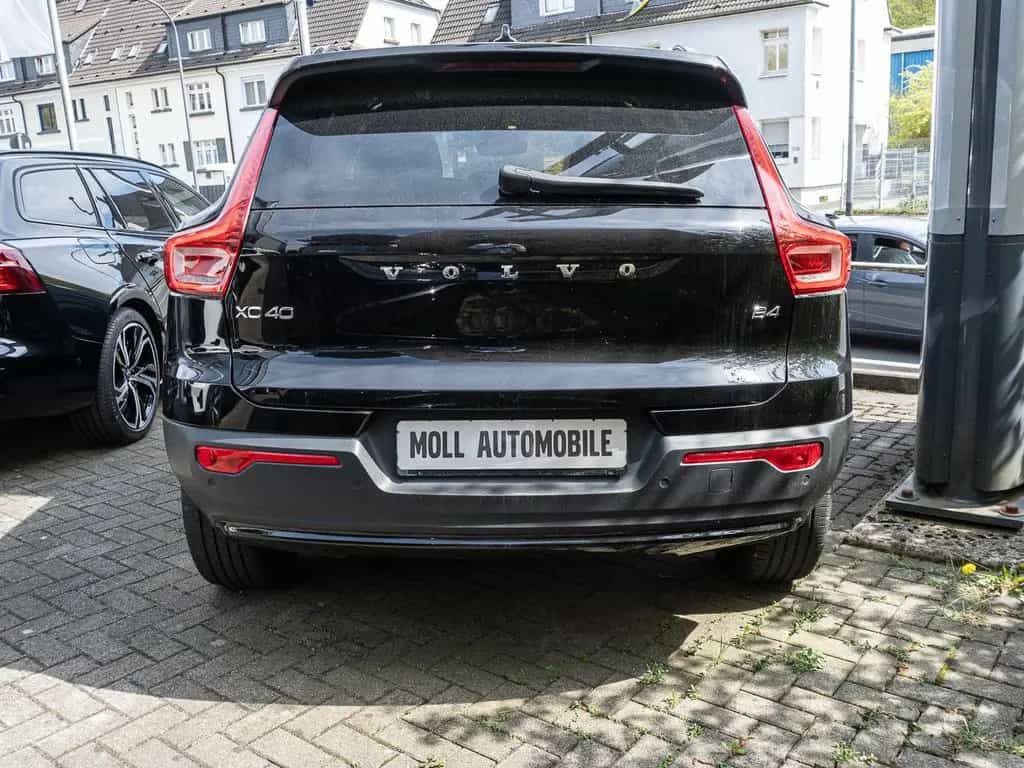 Volvo XC40 Ultimate Dark 2WD AHK Digitales Cockpit Mem 01/2023-photo-3