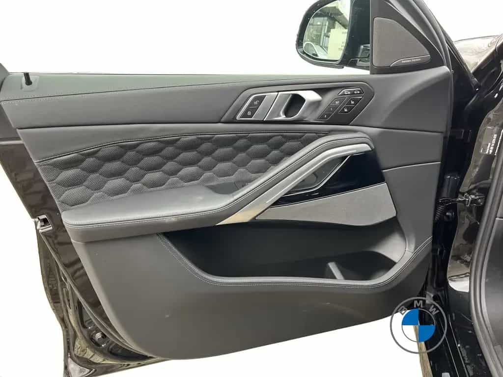 BMW X6 M Competition 21"/22" Pano AHK DA Prof. HUD 05/2025-photo-10